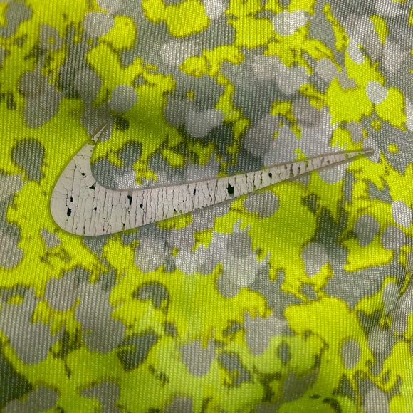 Nike Pro Sports Bra - Picture 3 of 4